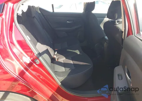 2021 Nissan Sentra Sv Xtronic Cvt z USA, uszkodzony, nr VIN 3N1AB8CV6MY319762